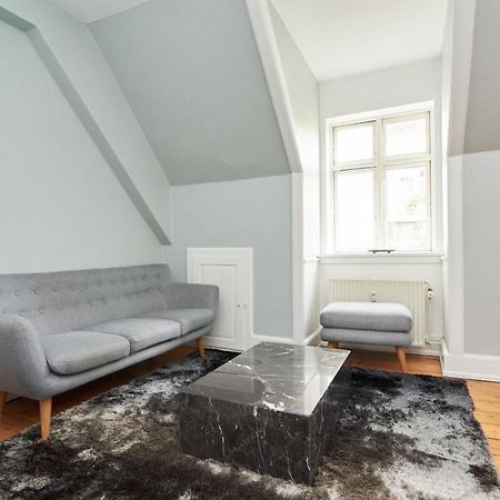 Stylish 5 Person Apartment In Vibrant Urban Area コペンハーゲン エクステリア 写真