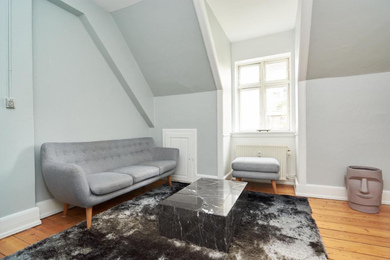 Stylish 5 Person Apartment In Vibrant Urban Area コペンハーゲン エクステリア 写真