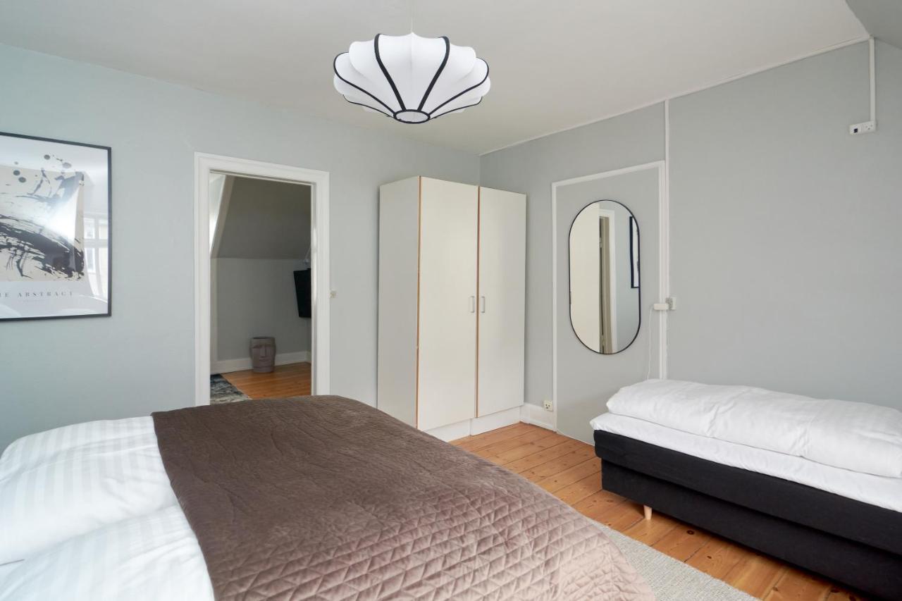 Stylish 5 Person Apartment In Vibrant Urban Area コペンハーゲン エクステリア 写真