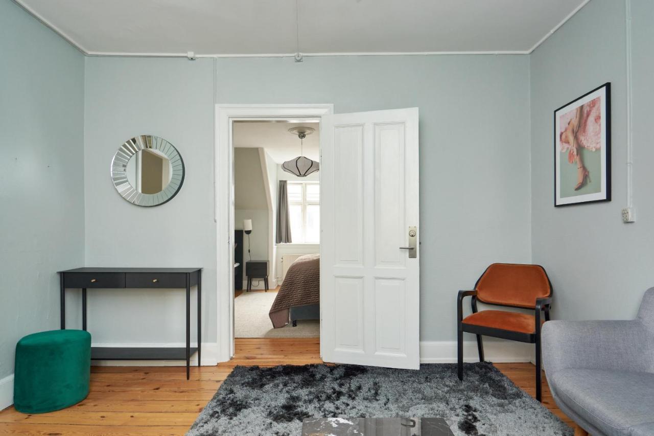 Stylish 5 Person Apartment In Vibrant Urban Area コペンハーゲン エクステリア 写真