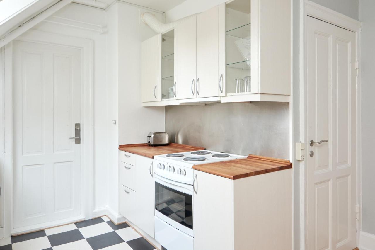 Stylish 5 Person Apartment In Vibrant Urban Area コペンハーゲン エクステリア 写真